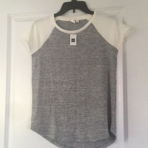 Gap super soft raglan tee xs